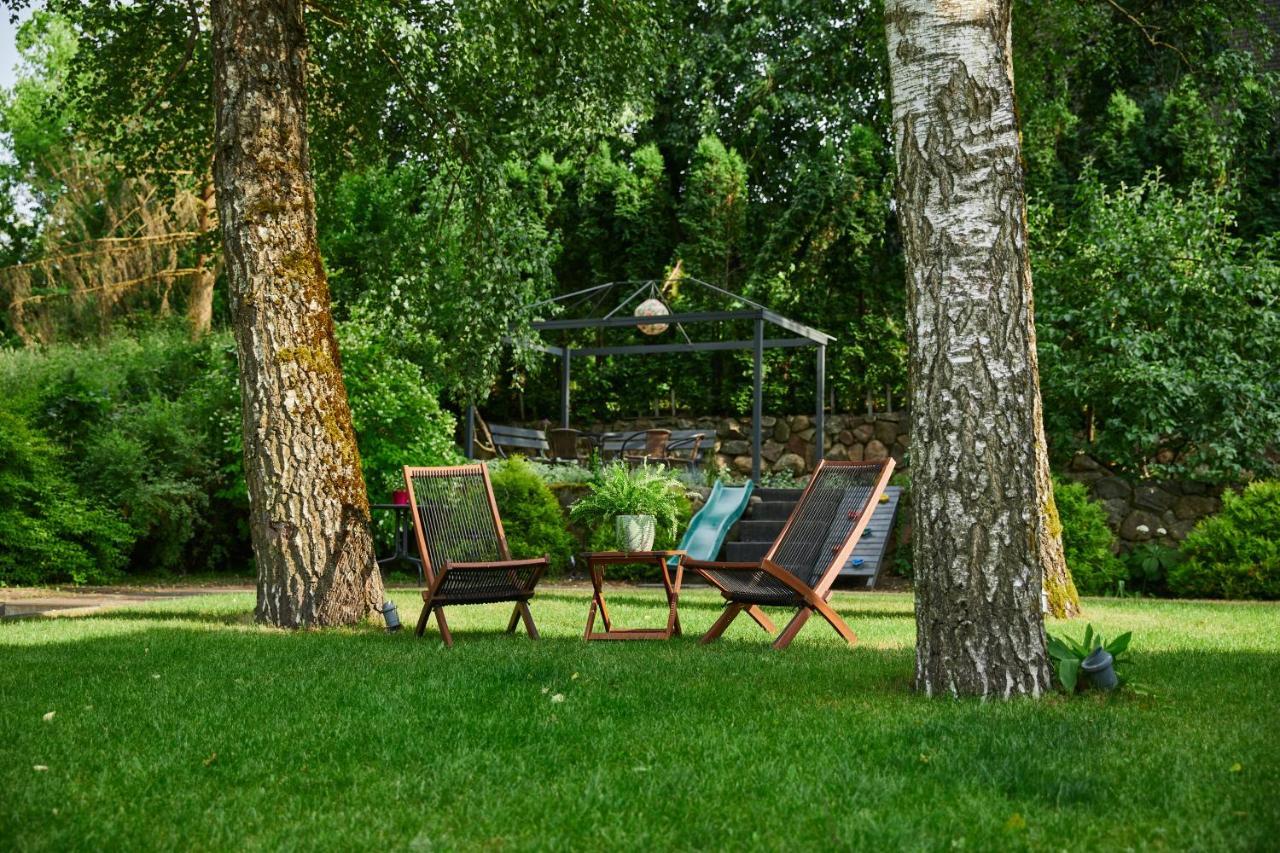 "Parko Vila" Anyksciai Exterior photo